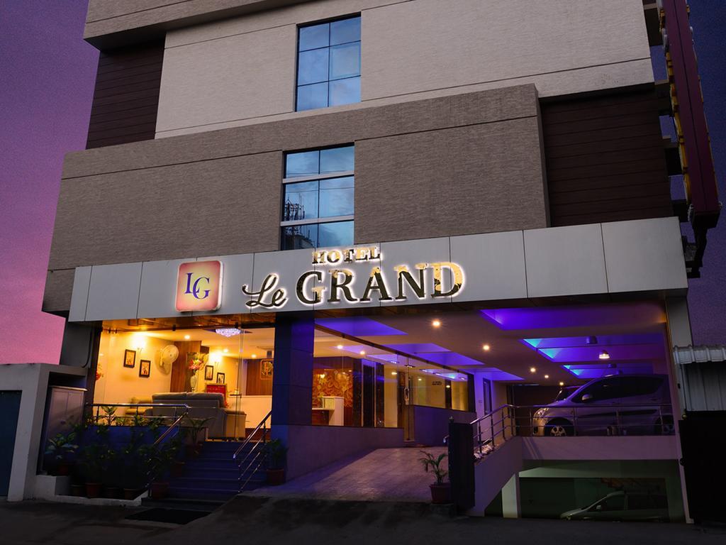 Hotel Le Grand Coimbatore Exteriör bild